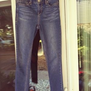 Crown and Ivy i- waist jeans